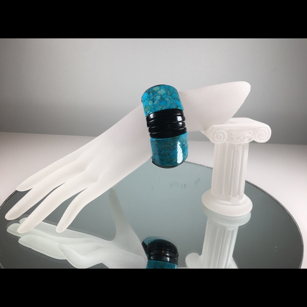 Natural Turquoise and Onyx Bracelet